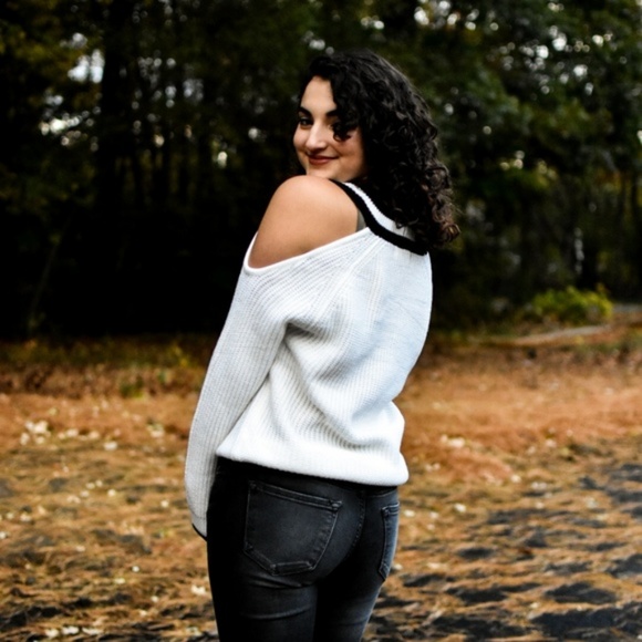 Varsity Vibes Striped V Neck Sweater (Off White) - Picture 4 of 8